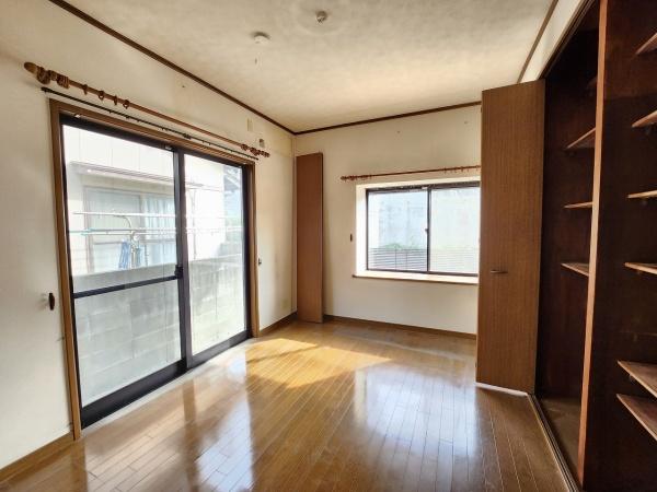 下関市西大坪町の中古一戸建て(洋室)