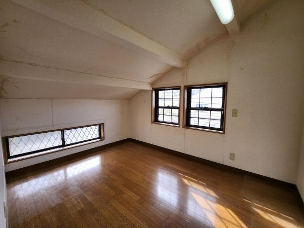 下関市西大坪町の中古一戸建て(子供部屋)