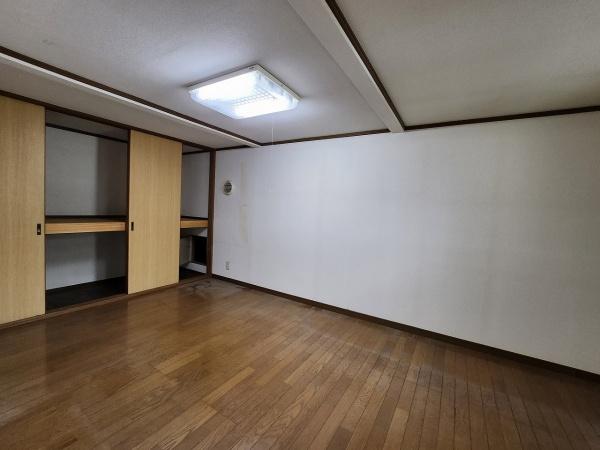 下関市西大坪町の中古一戸建て(収納)