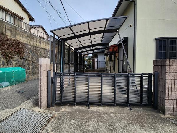 下関市西大坪町の中古一戸建て(駐車場)