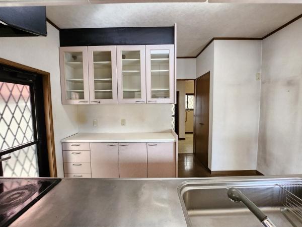 西大坪町／Ｐ４台　部屋とは別に書斎＆趣味部屋