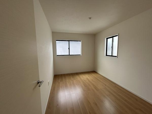 新垢田南町/1-2新築 角地(その他居室)