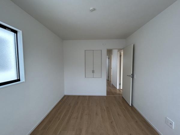 新垢田南町/1-2新築 角地(その他居室)