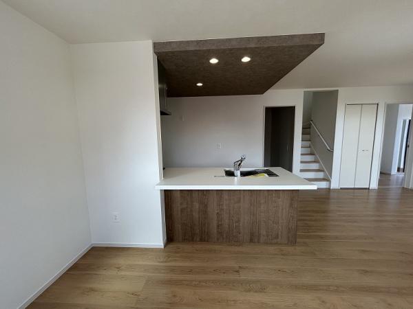 新垢田南町/1-2新築 角地(キッチン)