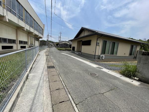 下関市彦島西山町4丁目の土地(前面道路含む現地写真)