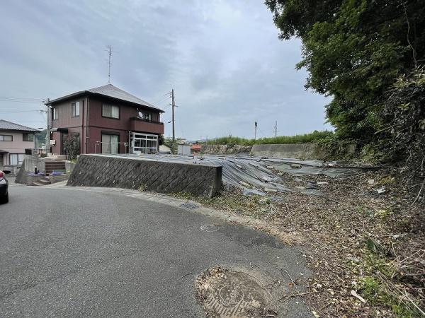 彦島塩浜町2丁目／造成地山側