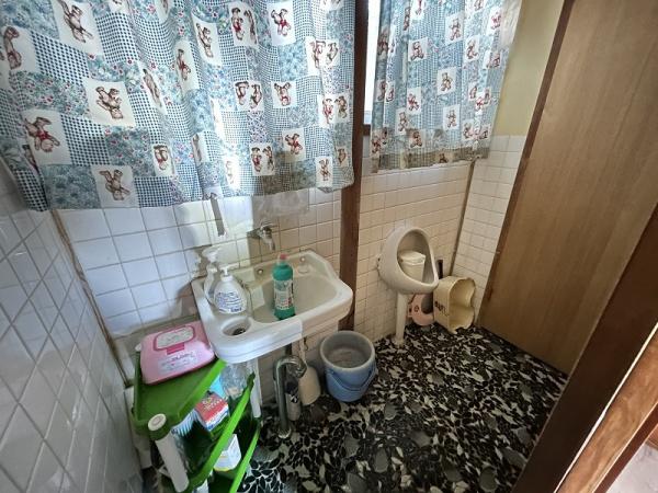 下関市前田2丁目の中古一戸建て(トイレ)