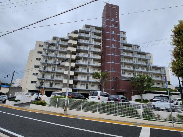 上田中町４丁目マンション　／　状態良好