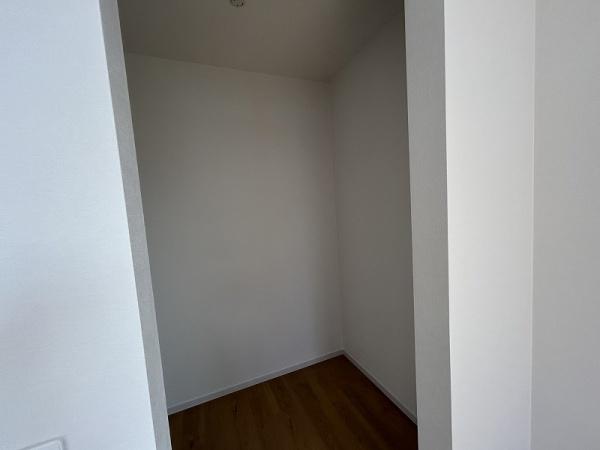 新垢田南町／1-2新築　角地