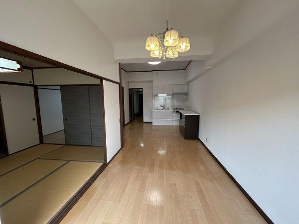 南国マンション赤間／関門橋望める１Ｆ