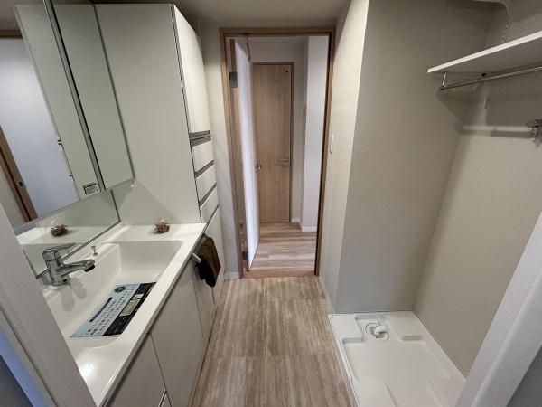 栄町マンション／水廻り新品　市立病院近く