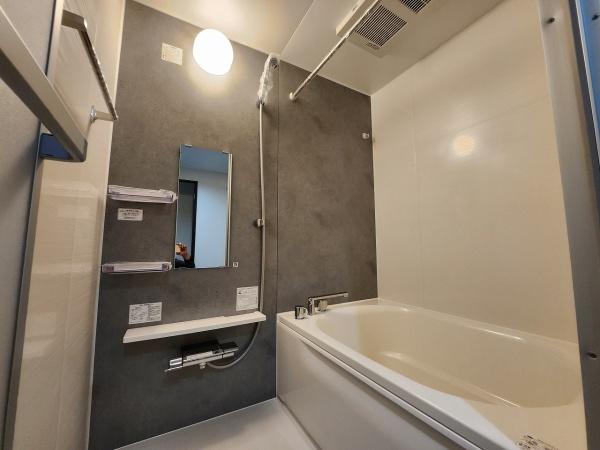 大字石原／コスパ近く　駐車場３台可