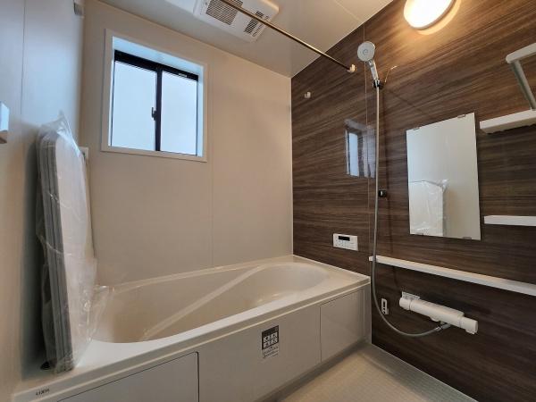 下関市綾羅木本町５丁目の新築一戸建