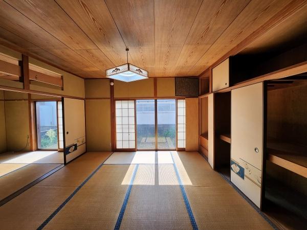 下関市新垢田西町１丁目の中古一戸建て