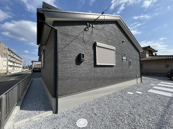 綾羅木新町２丁目／平屋住宅　駐車並列３台可能