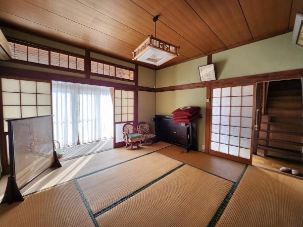 下関市長府松小田本町の中古一戸建て