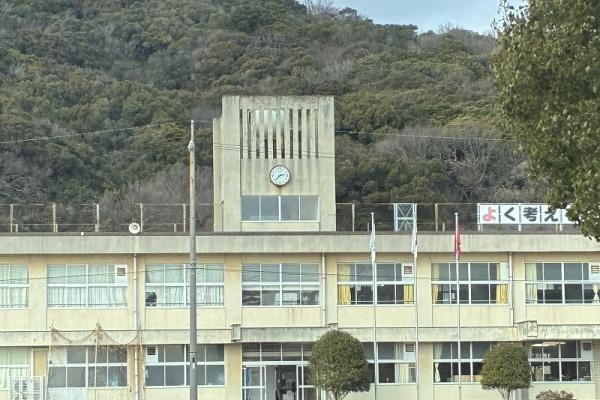 下関市吉見新町２丁目の中古一戸建て(下関市立吉見小学校)