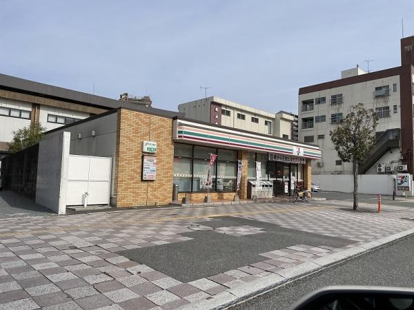 シンセリティ唐戸／水回り新品の角部屋(セブンイレブン下関市役所前店)