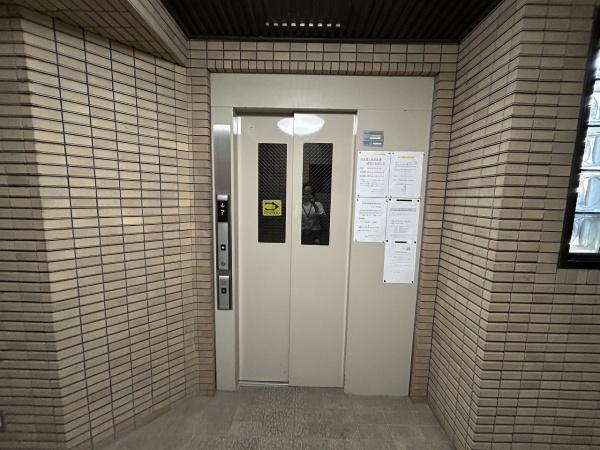 シンセリティ唐戸／水回り新品の角部屋