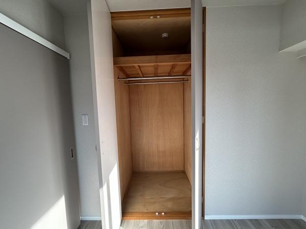 シンセリティ唐戸／水回り新品の角部屋