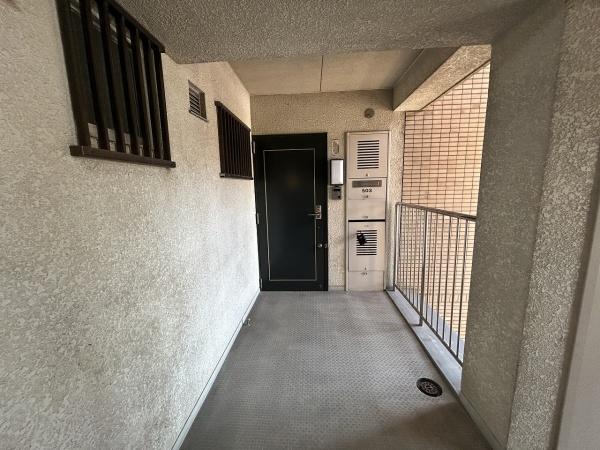シンセリティ唐戸／水回り新品の角部屋