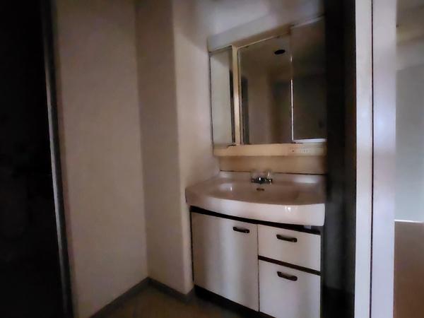 上田中町４丁目マンション　／　水回り新品
