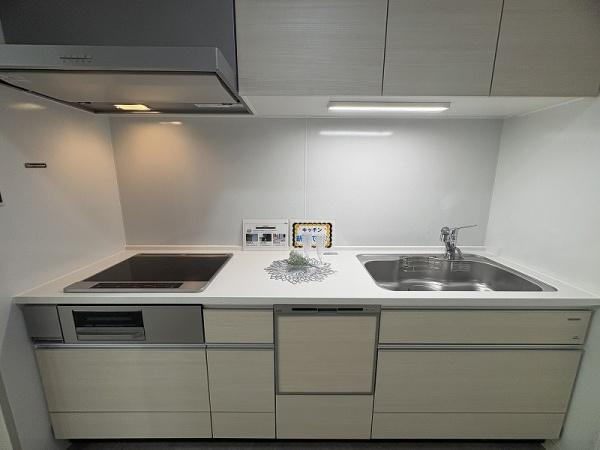 上田中町４丁目マンション　／　水回り新品