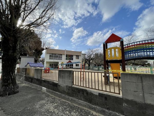 ロイヤルコーポランド上田中／市街地近く(下関市立名池保育園)