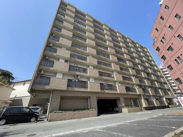 ロイヤルコーポランド上田中／市街地近く