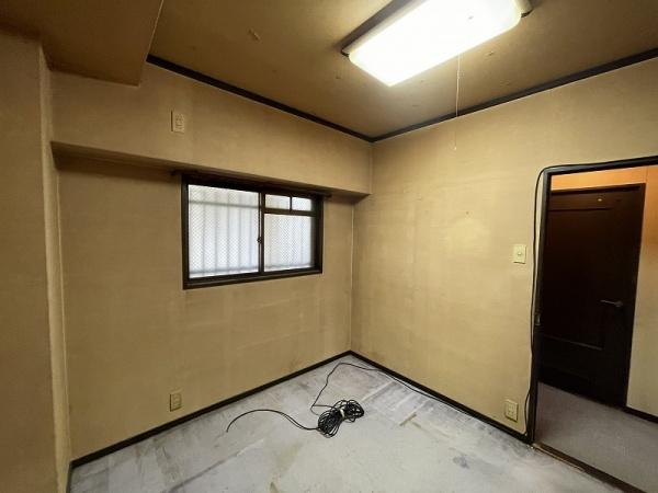 ロイヤルコーポランド上田中／市街地近く