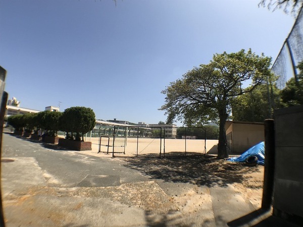 下関市貴船町３丁目の土地(下関市立日新中学校)