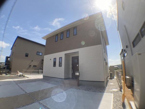 王司本町6丁目　7号地／駐車場複数台&庭付き