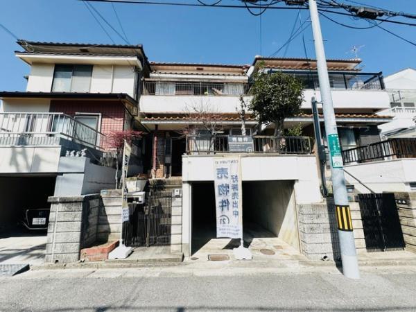 箕面市粟生新家３丁目の中古一戸建
