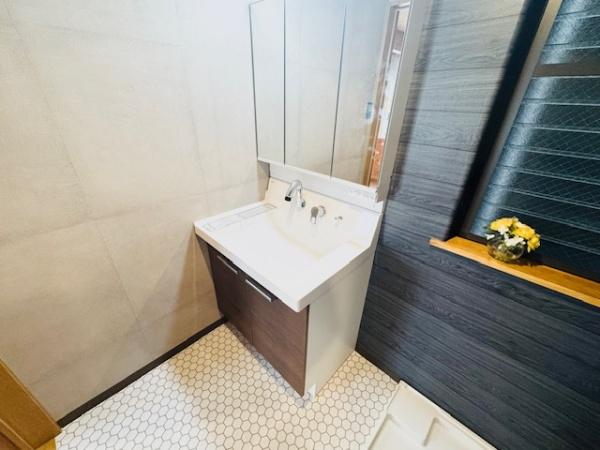 吹田市朝日町の中古一戸建て
