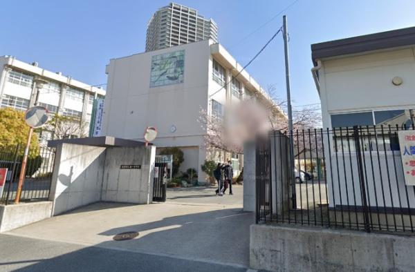 摂津市三島3丁目の土地(第一中学校)