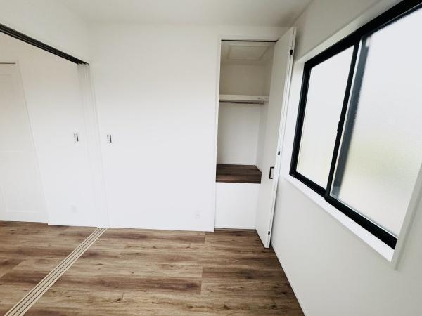 豊中市上野西 新築戸建(洋室)