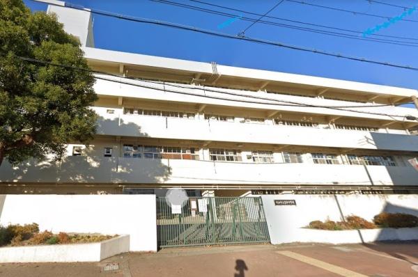 ニケ・ラ・ヴィクトワール江坂(豊津中学校)