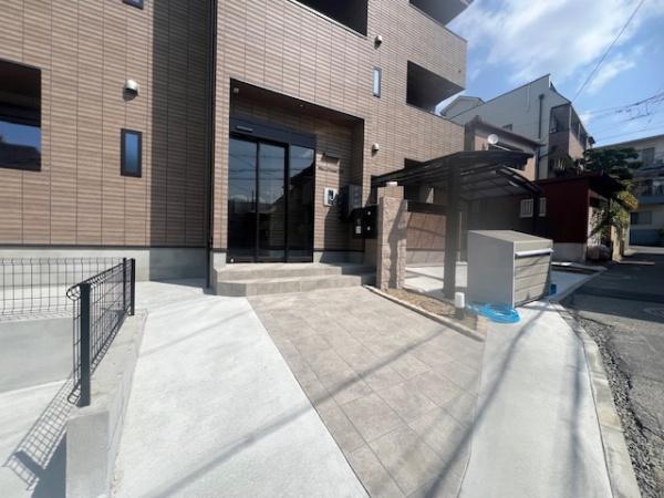 ニケ・ラ・ヴィクトワール江坂