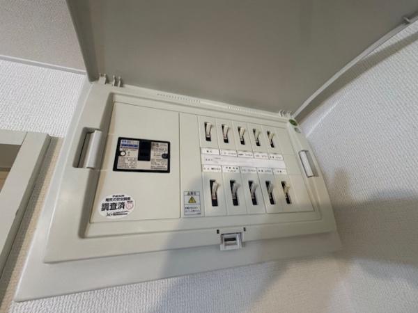 ロイヤルフラッツ