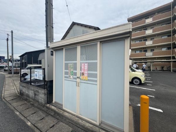 ロイヤルフラッツ