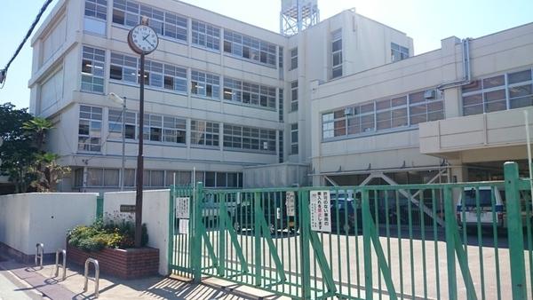 吹田市千里山西１丁目の中古一戸建て(第一中学校)