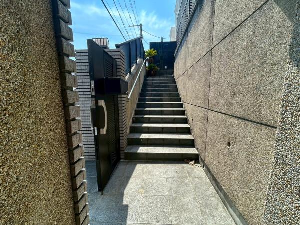 吹田市千里山西１丁目の中古一戸建て