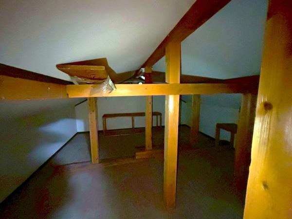 吹田市千里山西１丁目の中古一戸建て