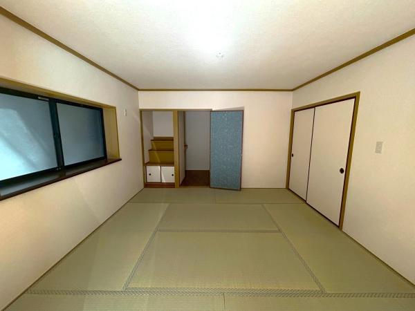 摂津市鳥飼野々３丁目の中古テラスハウス