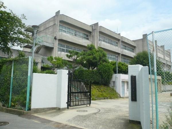 摂津市鳥飼西２丁目の新築一戸建(第二中学校)