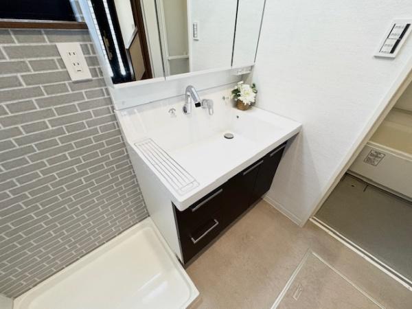 吹田市内本町３丁目の中古一戸建て