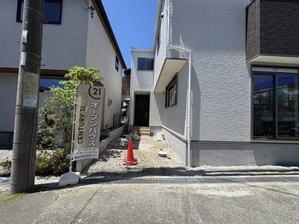 箕面市石丸２丁目の中古一戸建て