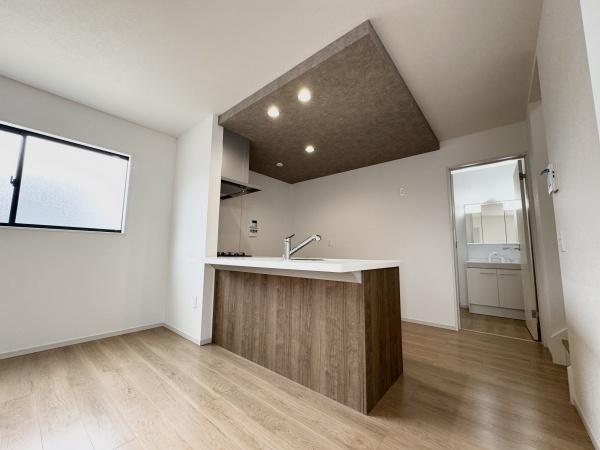 箕面市石丸２丁目の中古一戸建て