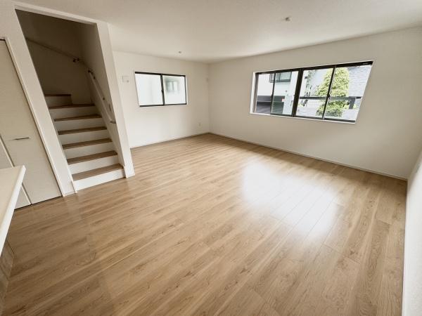 箕面市箕面２丁目の新築一戸建