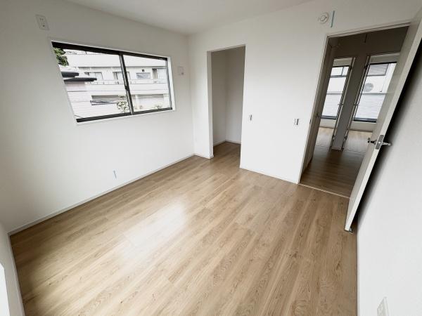 箕面市箕面２丁目の新築一戸建